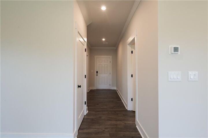 Property Photo: 152 Henley Street GA 30114