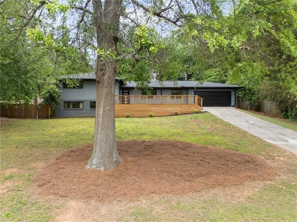 Property Photo:  1120 Taliwa Trail NE  GA 30068 