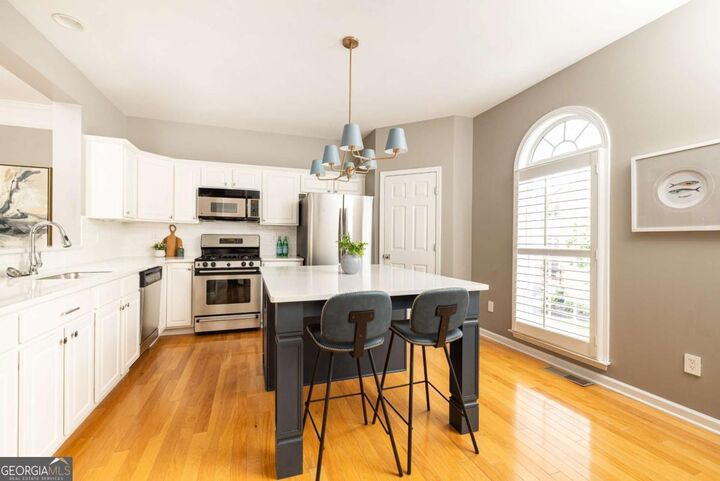 Property Photo:  2479 Bridlewood Drive SE  GA 30339 