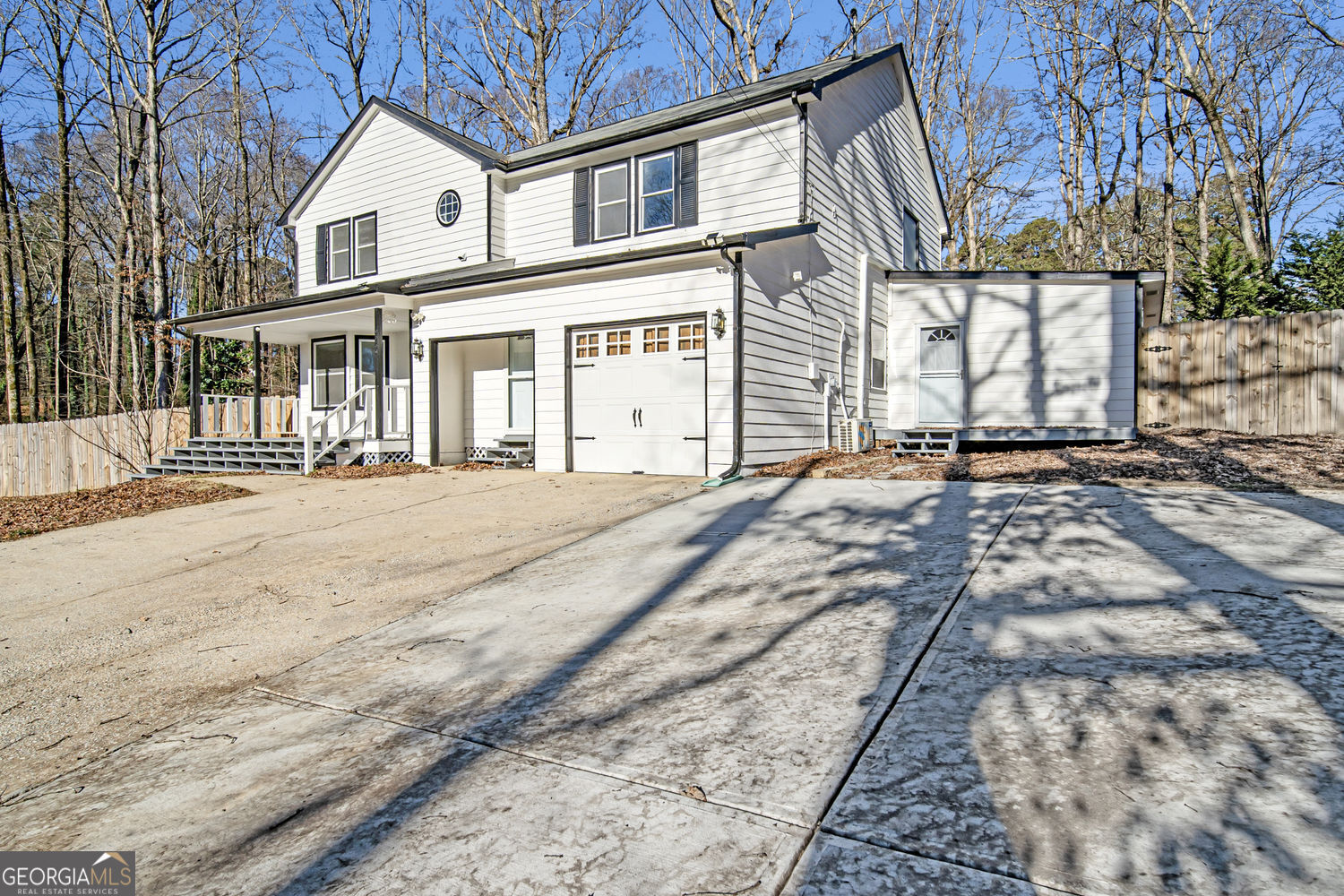 Property Photo:  1069 Ashwood Circle  GA 30046 