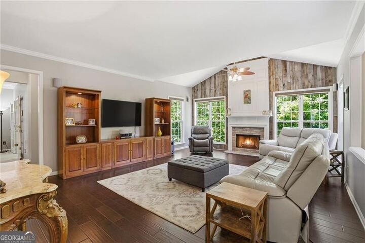 Property Photo: 1745 Porterton Way GA 30041