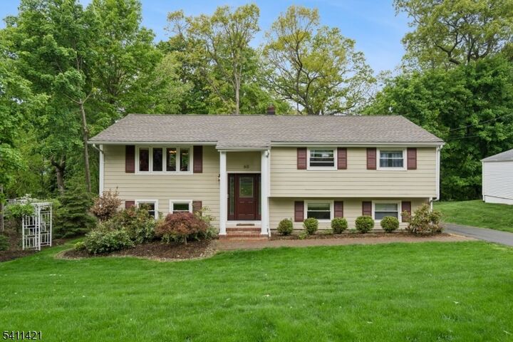 Property Photo:  60 Edgemere Rd  NJ 07039 
