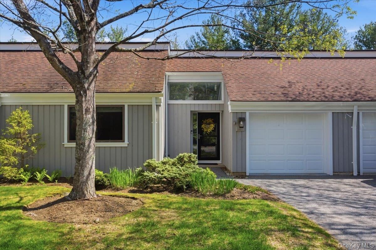 Property Photo:  969 Heritage Hills B  NY 10589 