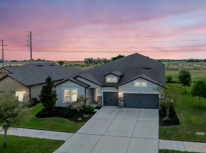 Property Photo:  11701 Brighton Knoll Loop  FL 33579 