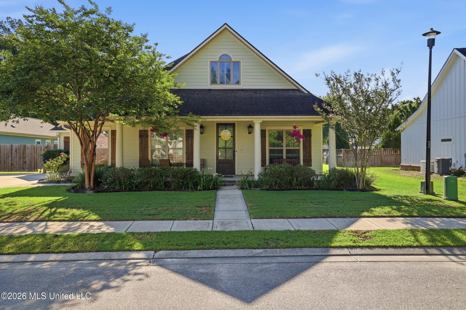 Property Photo:  118 Heron Park Place  MS 39564 