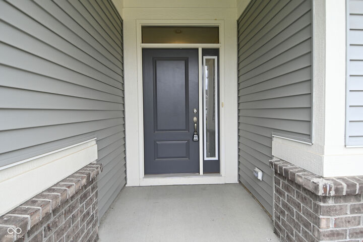 Property Photo:  1356 Preserve Court  IN 46143 