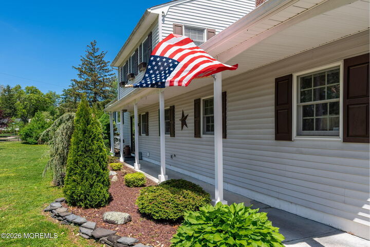 Property Photo:  31 Bayberry Lane  NJ 07748 