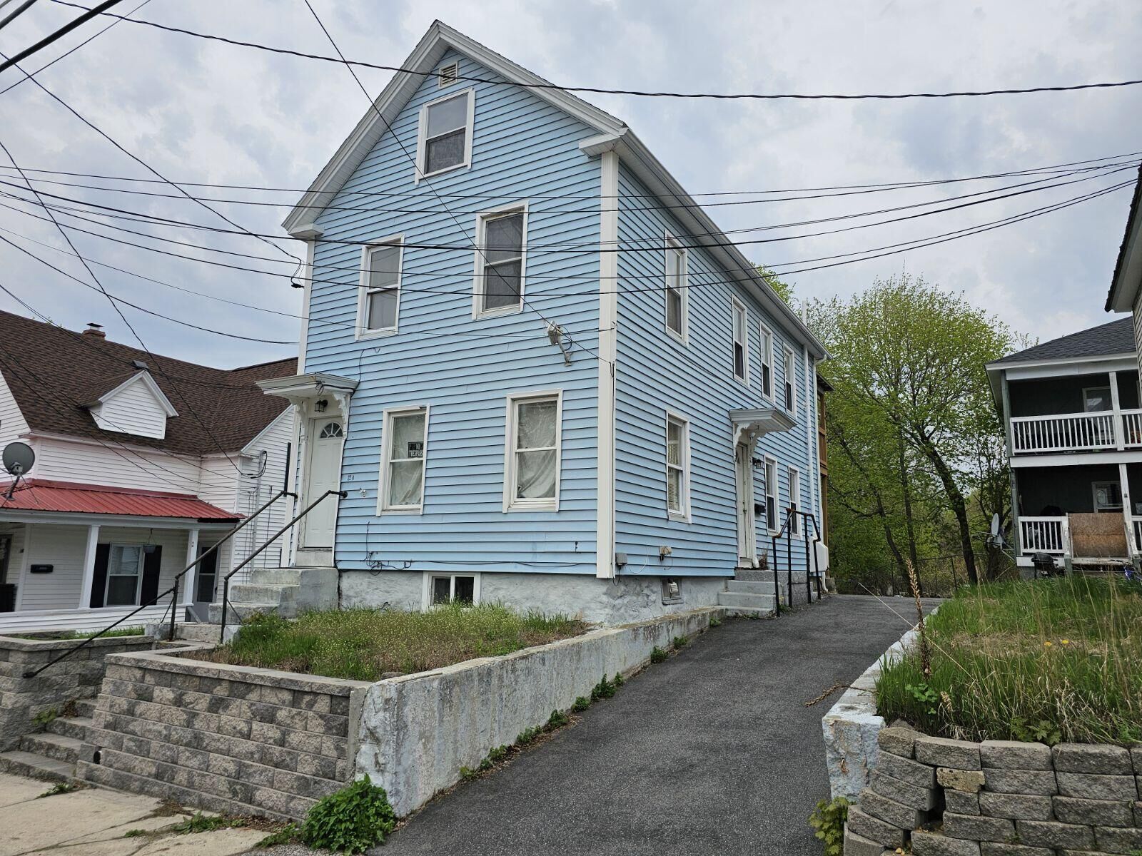 Property Photo:  22 Thompson Street  ME 04073 