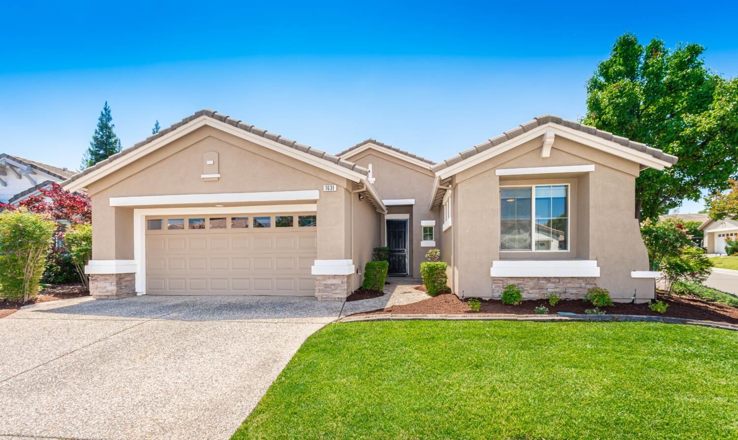 Property Photo:  1631 Andover Lane  CA 95648 