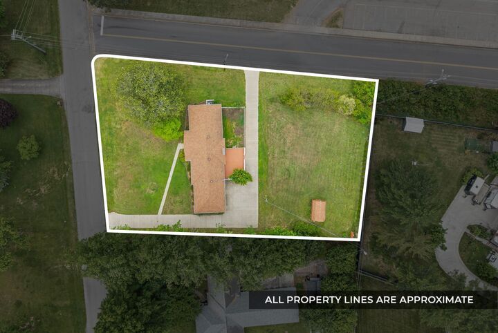 Property Photo:  2293 Dogwood Ln  TN 37043 