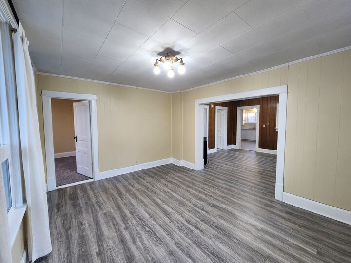 Property Photo: 504 N 2nd Street MT 59840