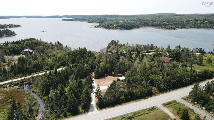 19660 Highway 7 — photo 1