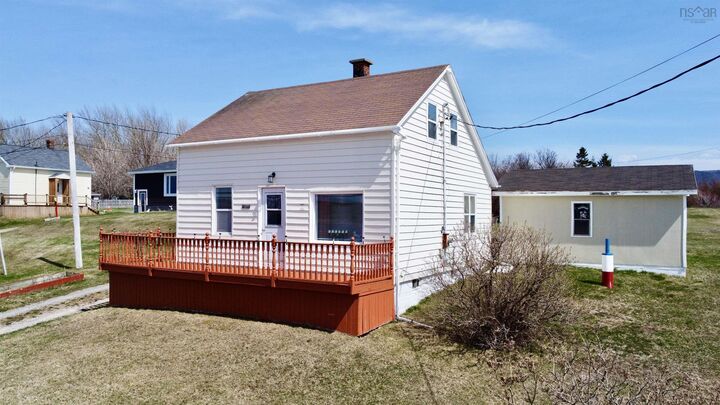Property Photo:  15014 Cabot Trail  NS B0E 1H0 