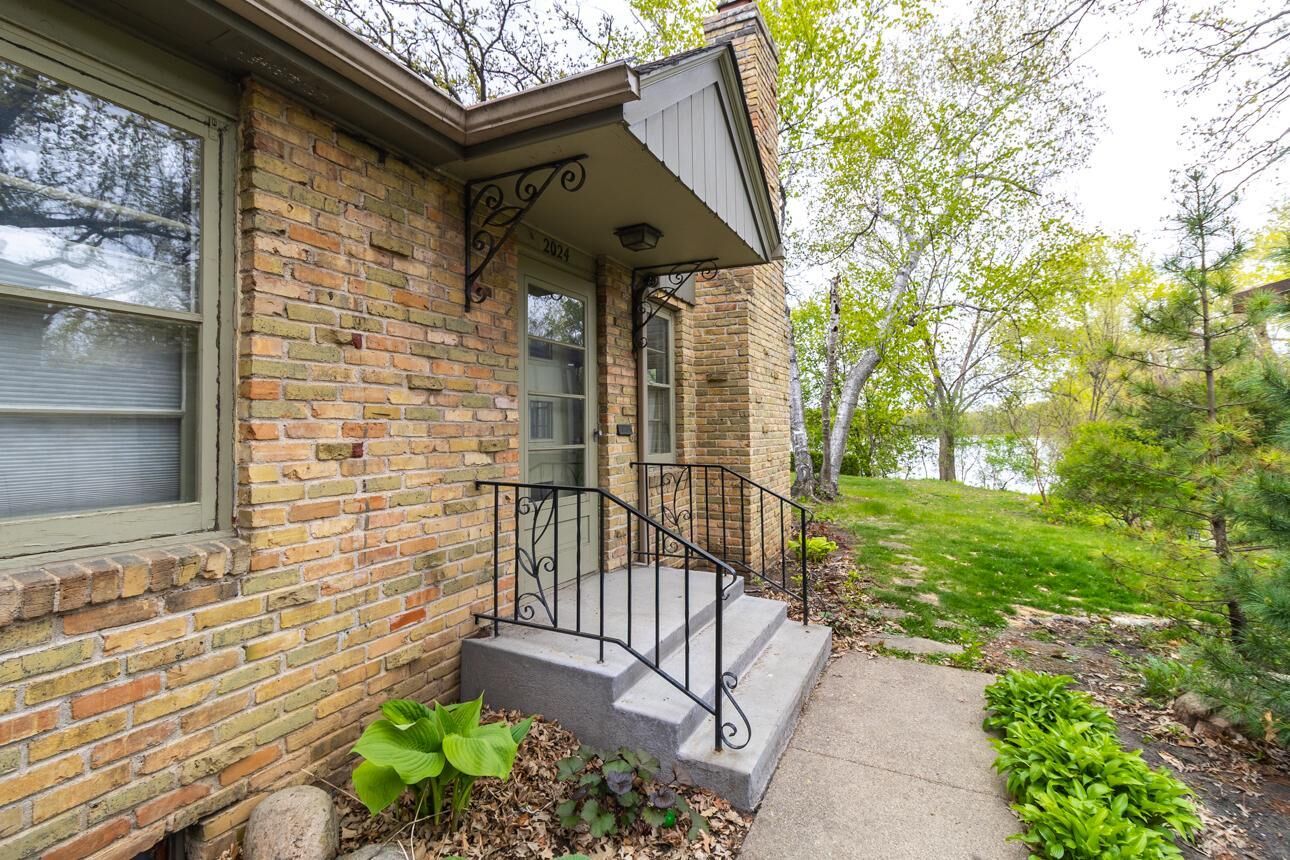 Property Photo:  2024 Cedar Lake Parkway  MN 55416 