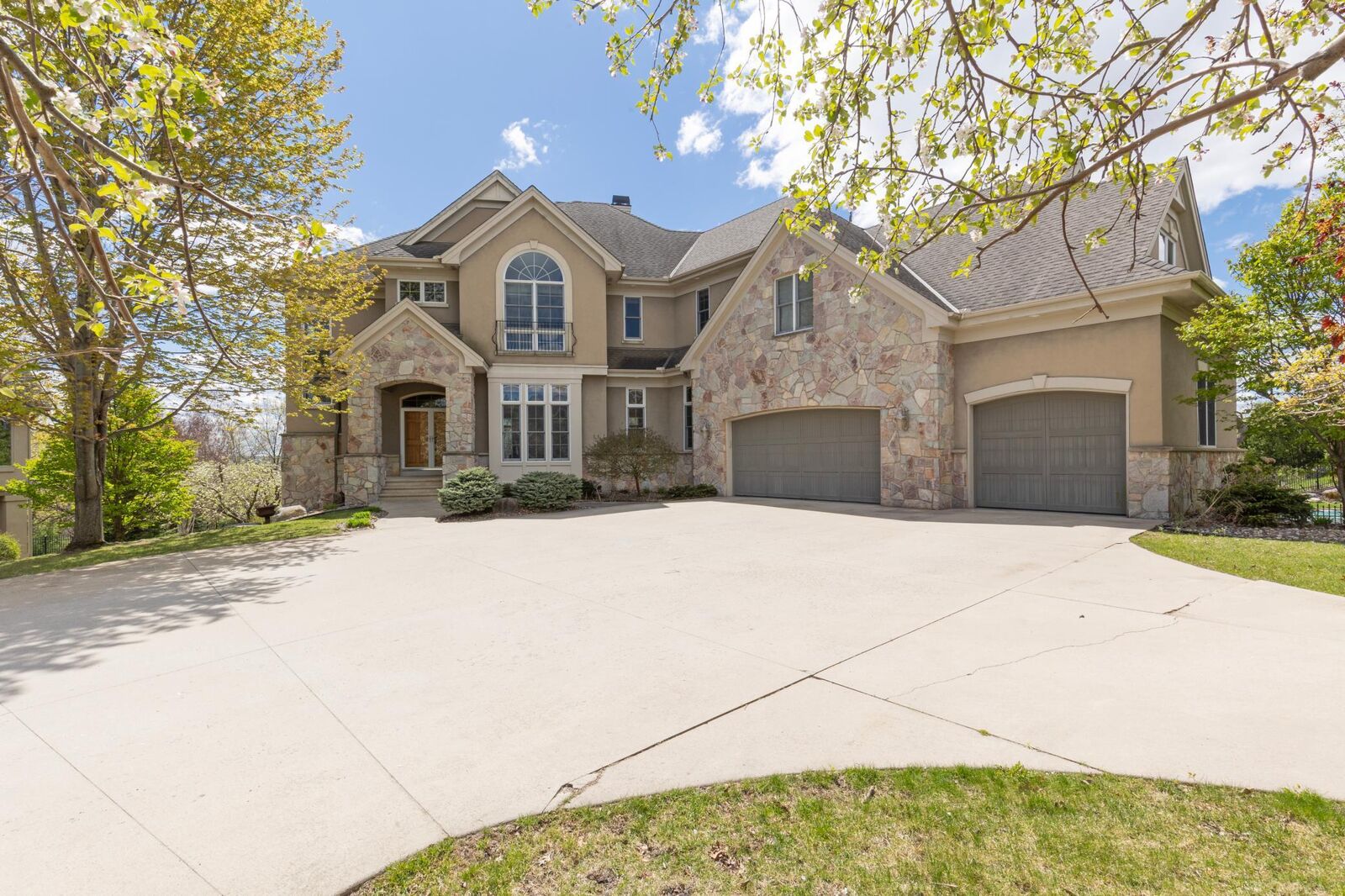 Property Photo:  10689 Sonoma Ridge  MN 55347 