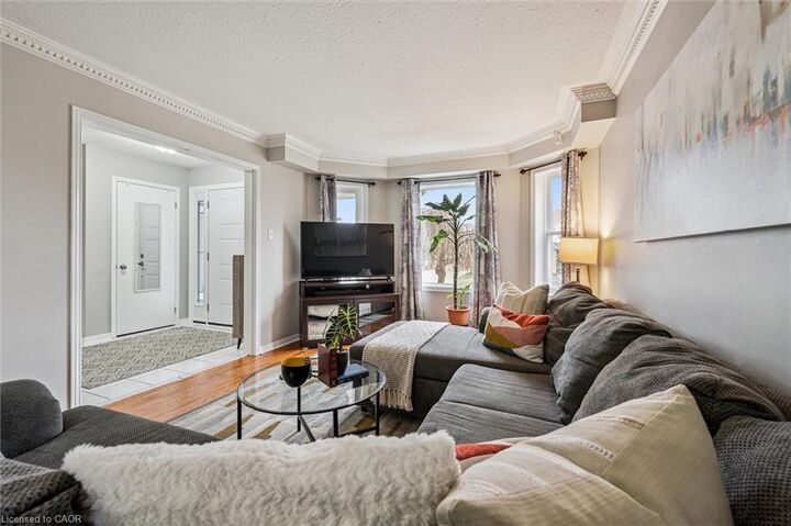 Property Photo:  339 Daniel Crescent  ON N0B 1S0 