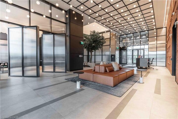 Property Photo:  3220 William Coltson Avenue 918  ON L6H 7X9 