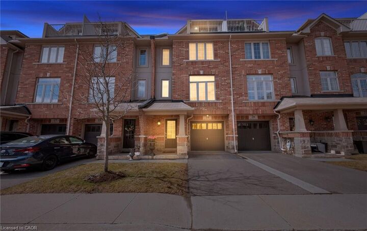 Property Photo:  5988 Turney Drive 19  ON L5M 0S5 