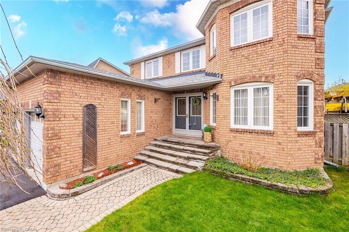 Property Photo:  17 Eaton Street  ON L7G 5L4 