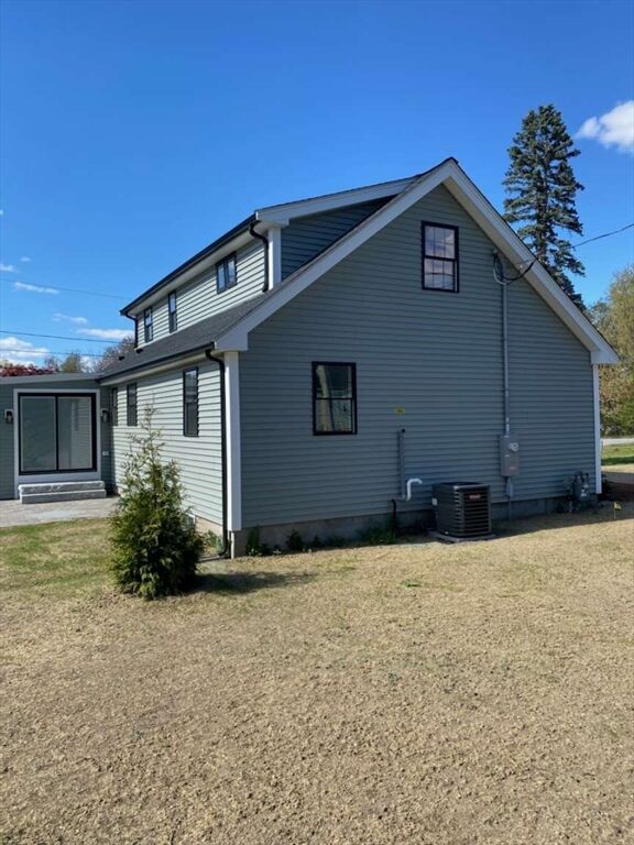 Property Photo:  5 Frank Street  MA 01863 