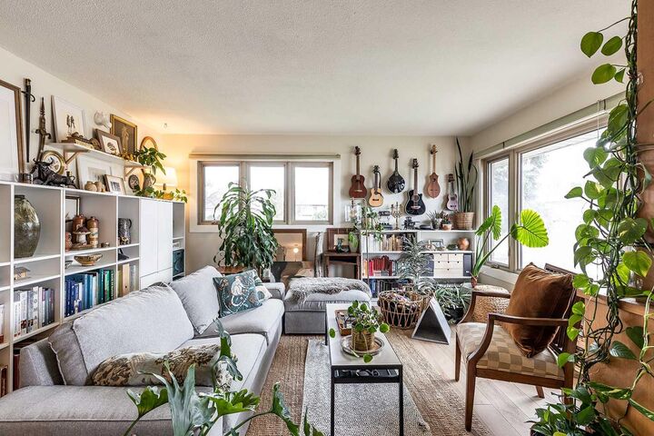 Property Photo:  75 Robertson Way SW  AB T1A 5J3 
