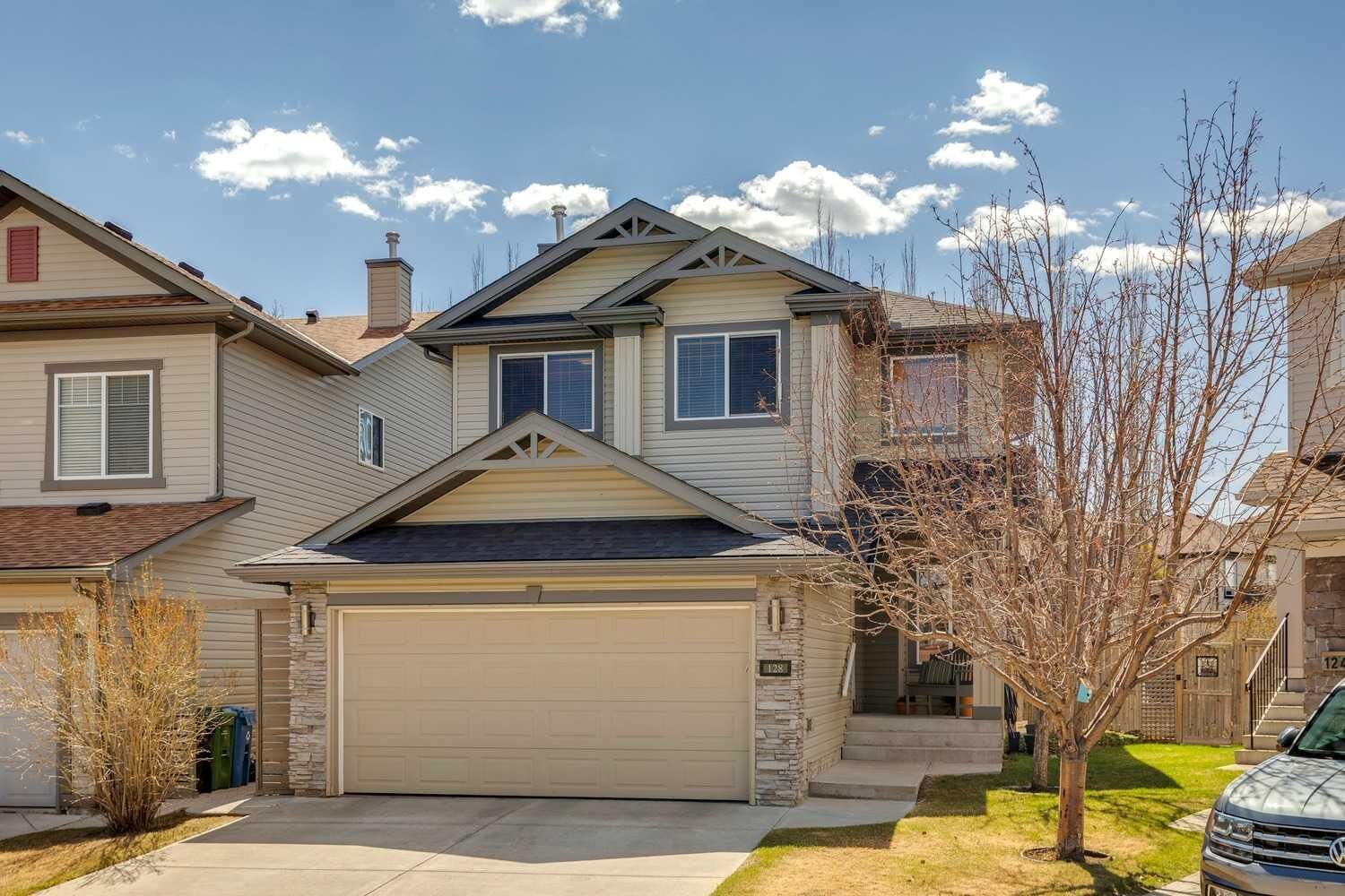 Property Photo:  128 Tuscany Vista Crescent NW  AB T3L 3A2 