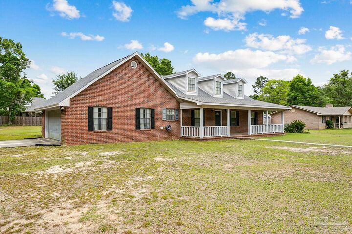 Property Photo:  7260 Suman Ln  FL 32526 
