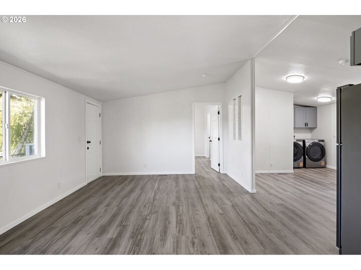 Property Photo: 2600 NE 205th Ave 31 OR 97024