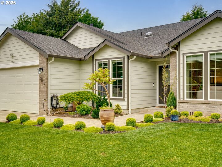 Property Photo:  2504 NE 177th Ave  WA 98684 