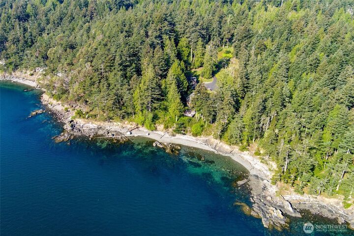 Property Photo:  702  San Juan Drive  WA 98250 