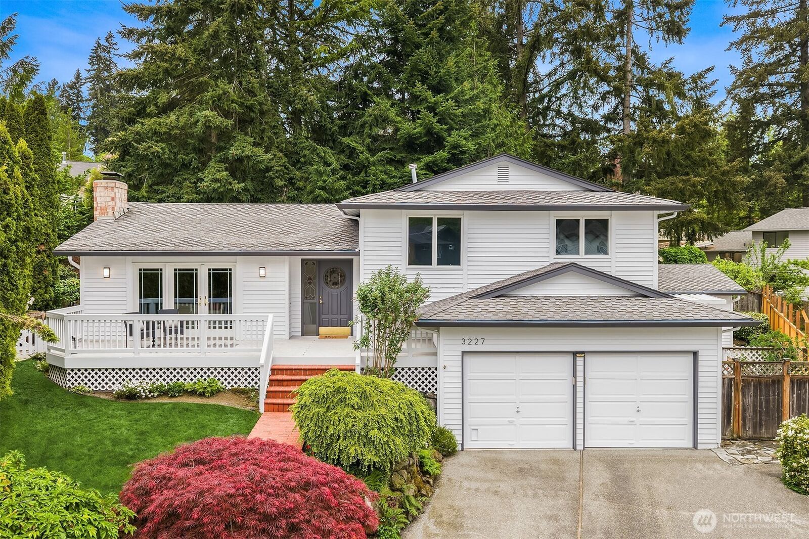 Property Photo:  3227  171st Avenue NE  WA 98008 