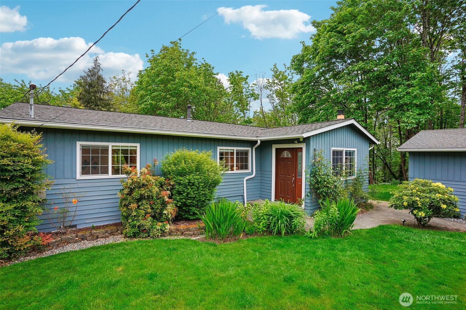 Property Photo: 8008 S 122nd Street WA 98178