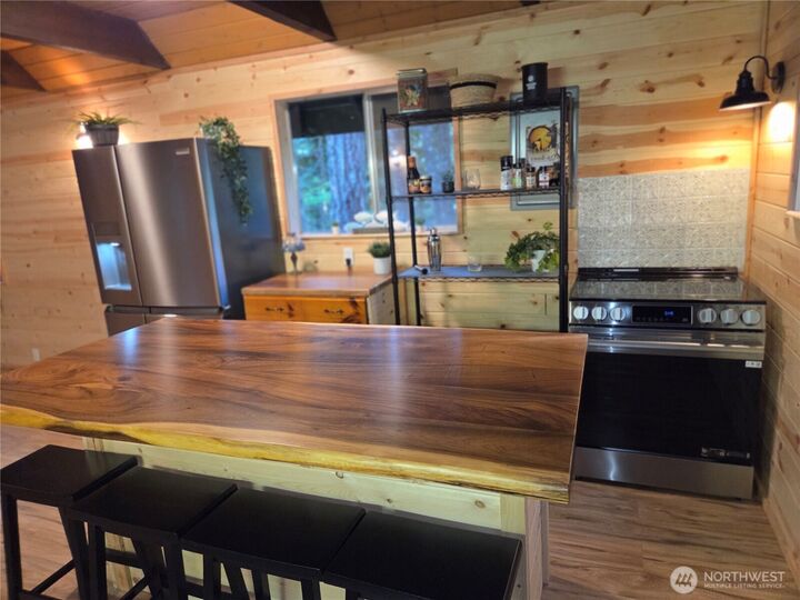 Property Photo:  41 N Mt Rose Avenue  WA 98548 