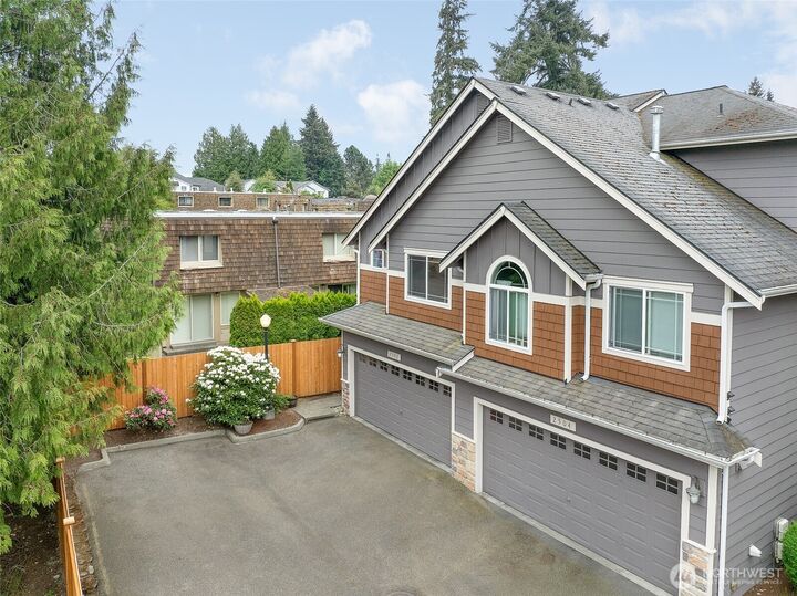 Property Photo:  2502  204th Place SW B1  WA 98036 
