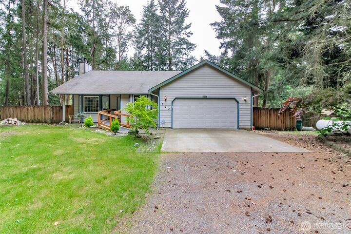 Property Photo:  624 SE Pine Road  WA 98367 