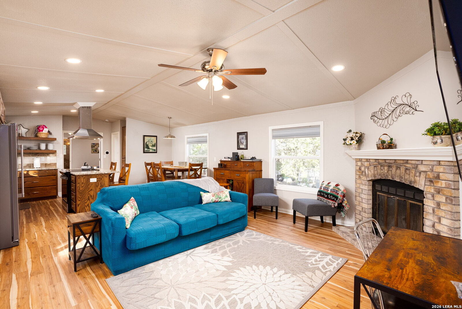 Property Photo: 511 Forest Hill St TX 78133