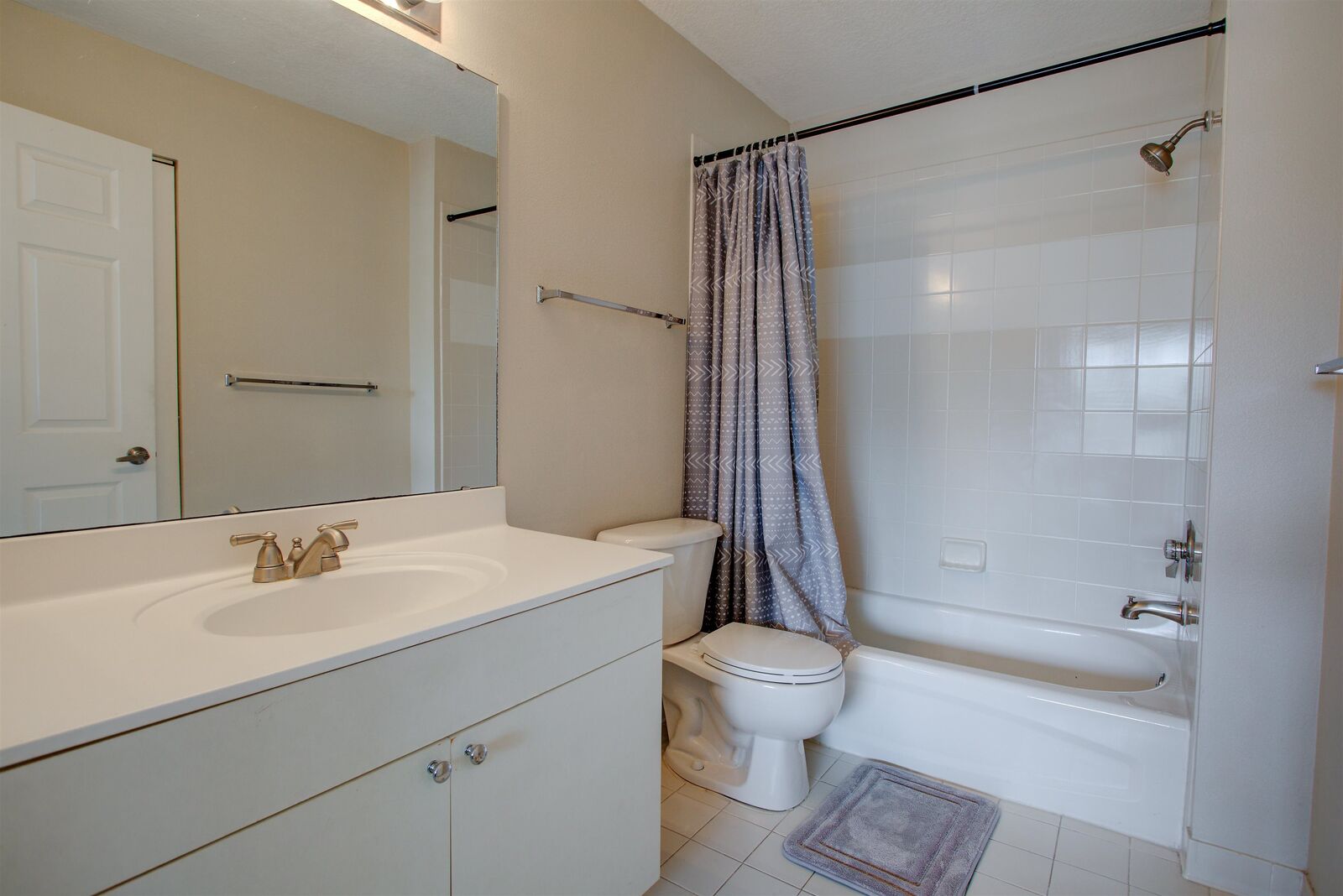 Property Photo:  11205 Harbour Vista Cir  FL 32080 