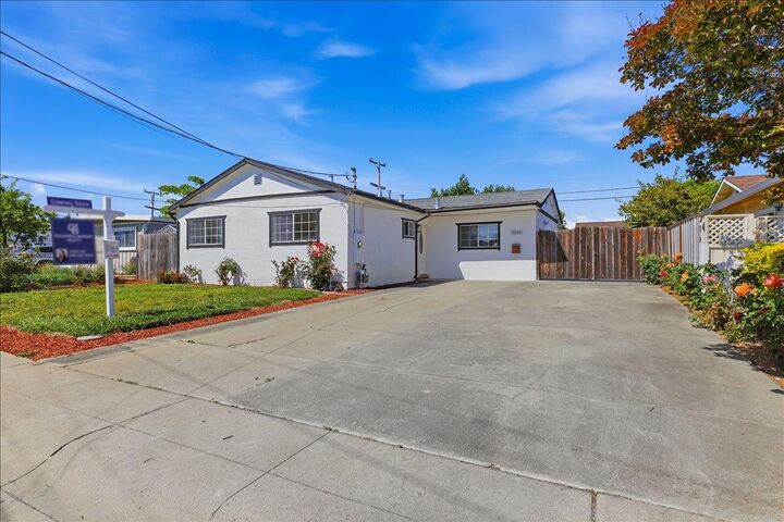 Property Photo:  40140 Kelly Street  CA 94538 