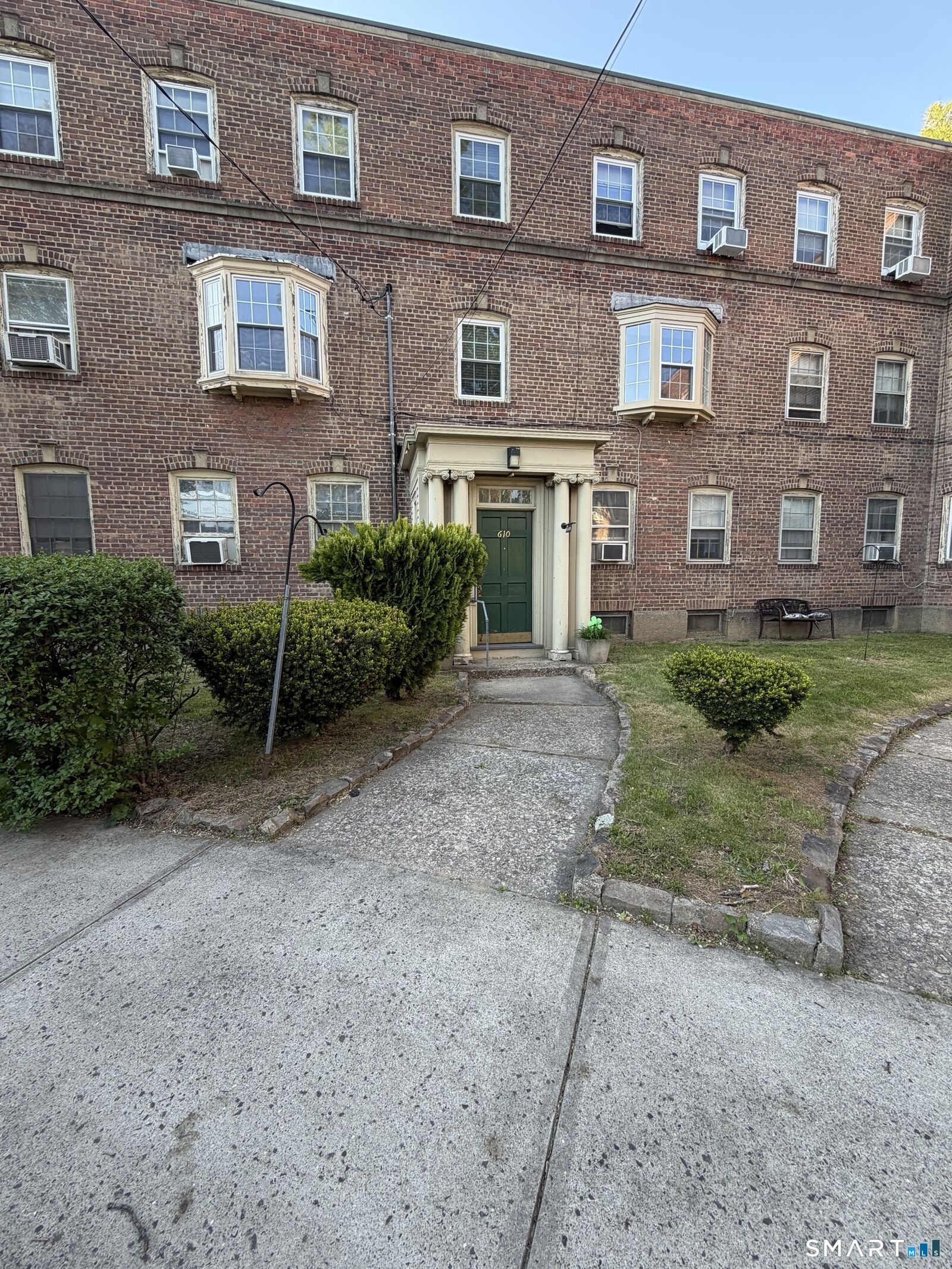 Property Photo: 610 Wilmot Avenue 6 CT 06607