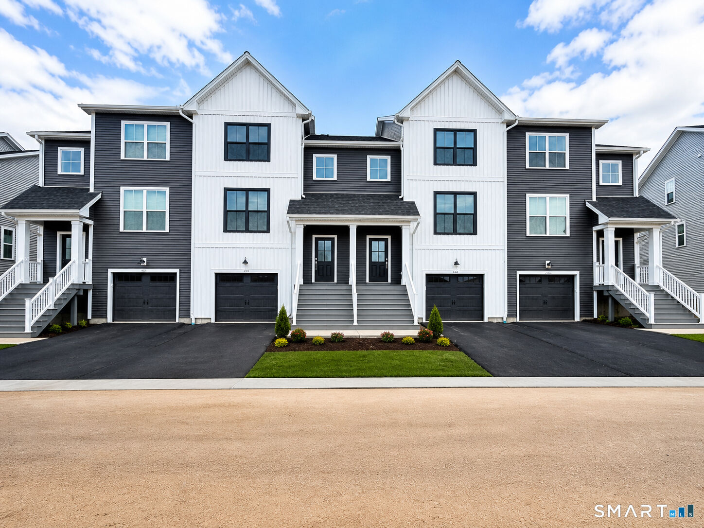 Property Photo: 135 Shea Circle 135 CT 06410