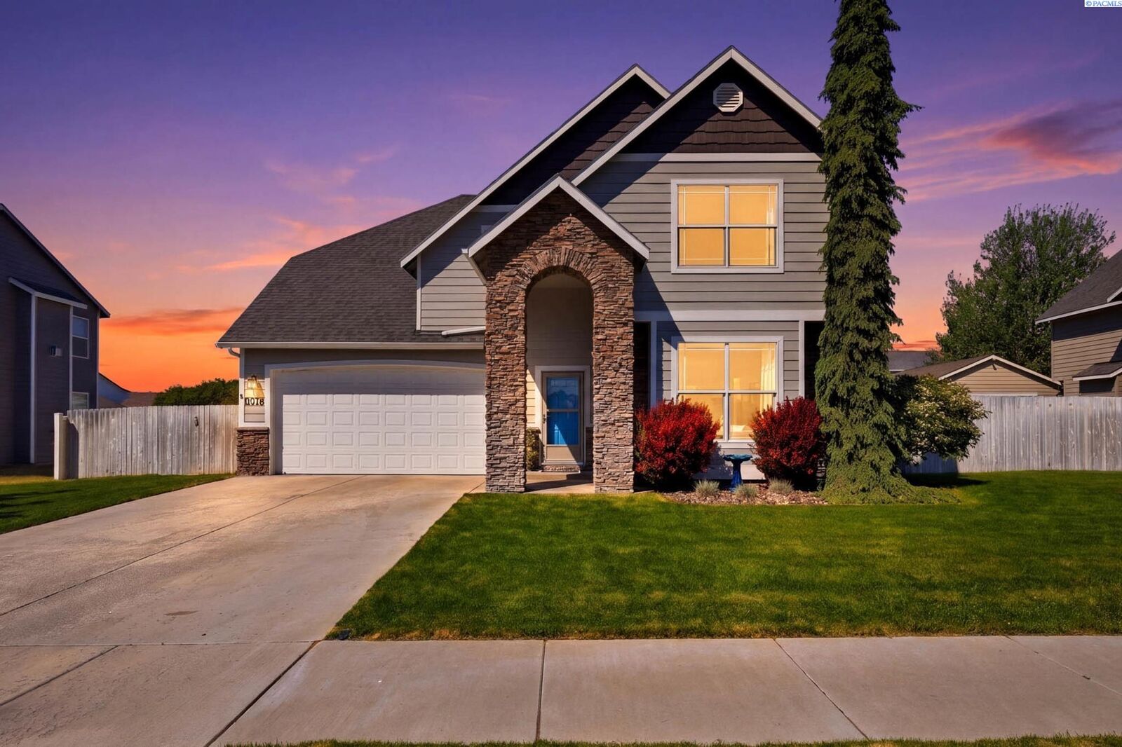 Property Photo:  4912 Monrovia Lane  WA 99301 