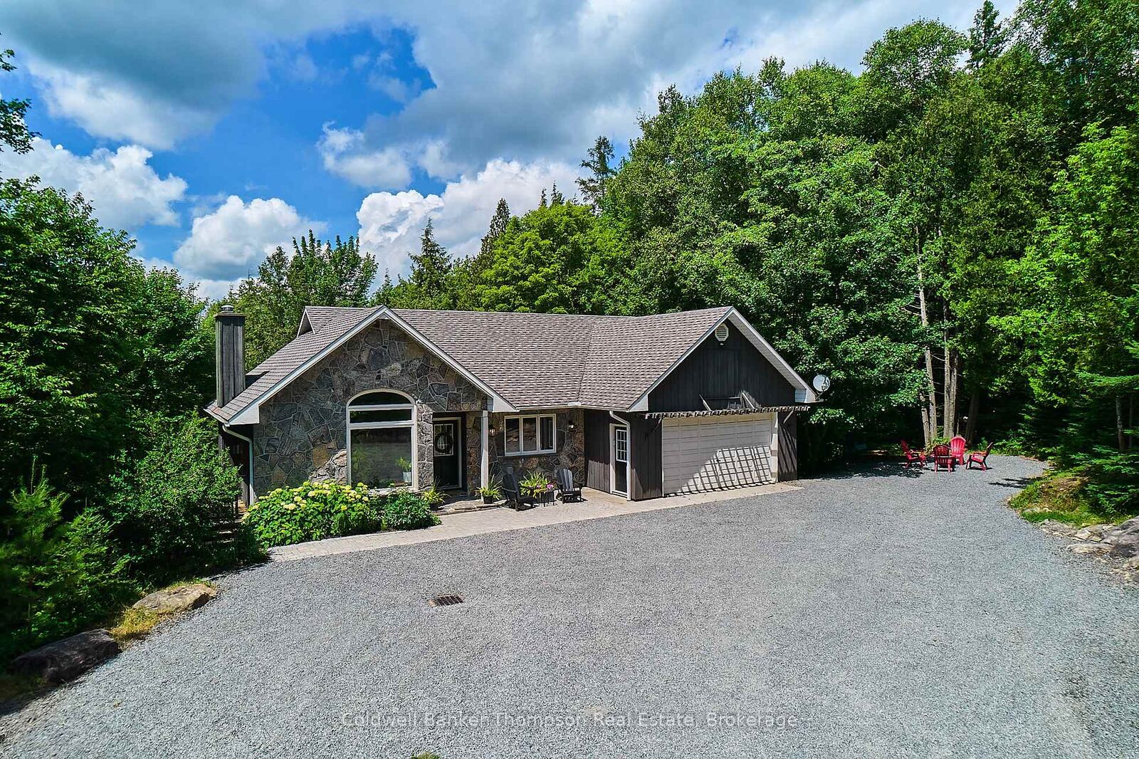 Photo de la propriété: 440 Chub Lake Road ON P1H 2J3
