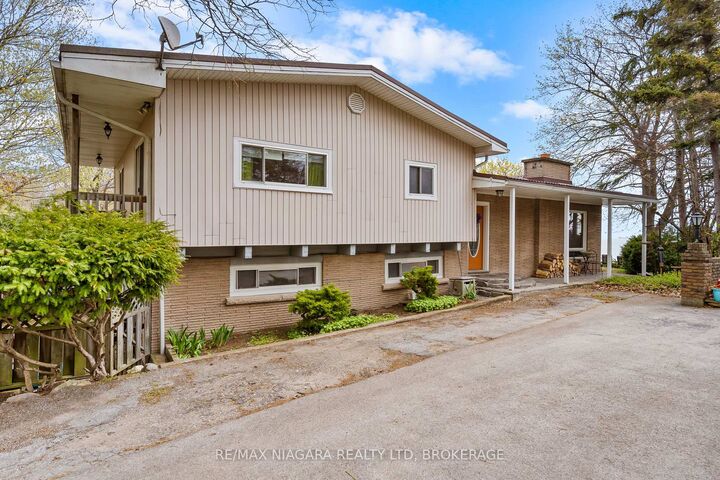 Property Photo: 10419 Lakeshore Road ON L3K 5V4