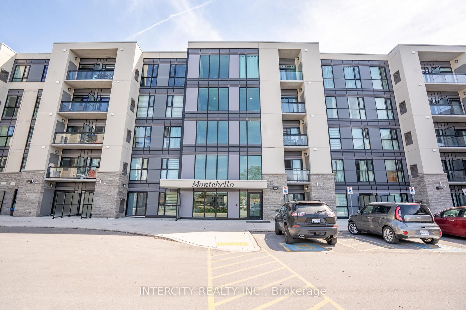 Property Photo: 50 Herrick Avenue 327 ON L2P 2T9