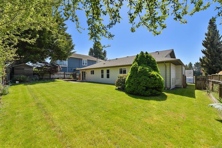Property Photo:  4287 Panorama Pl  BC V8X 4X7 