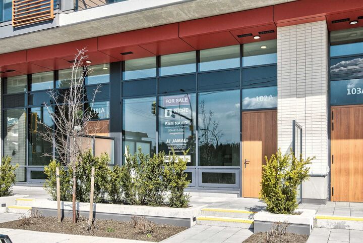 Property Photo:  422 E 3rd Street 101/202  BC V7L 0K1 