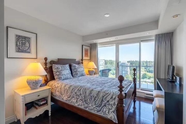 Property Photo:  5775 Hampton Place 1902  BC V6T 2G6 