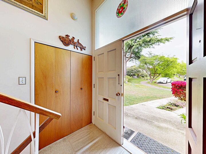 Property Photo:  7287 Shawnee Place  BC V5S 2Y9 