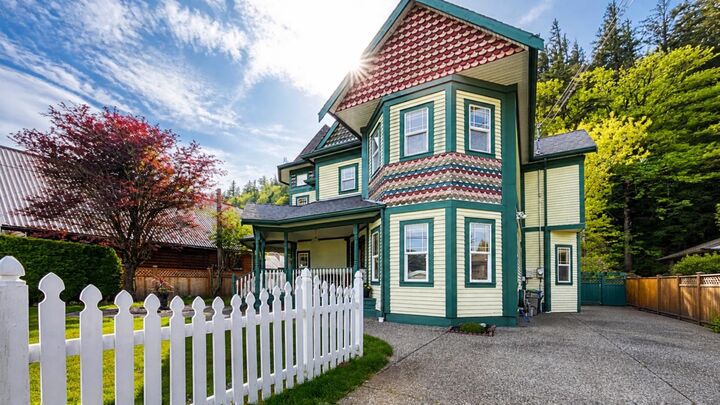 Property Photo: 864 Hot Springs Road BC V0M 1K0