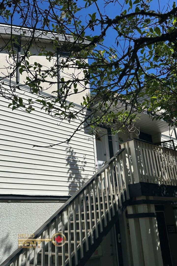 Property Photo:  912 Premier Street 54  BC V7J 2G8 
